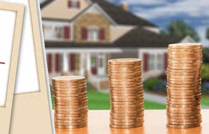 The equity champion makes a reversal, while the bond fund is still beautiful, an